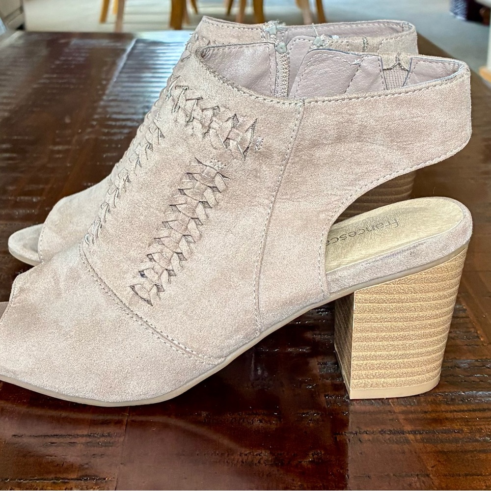 Francesca's Collections Taupe Suede Woven Peep-Toe Block Heel Sandal